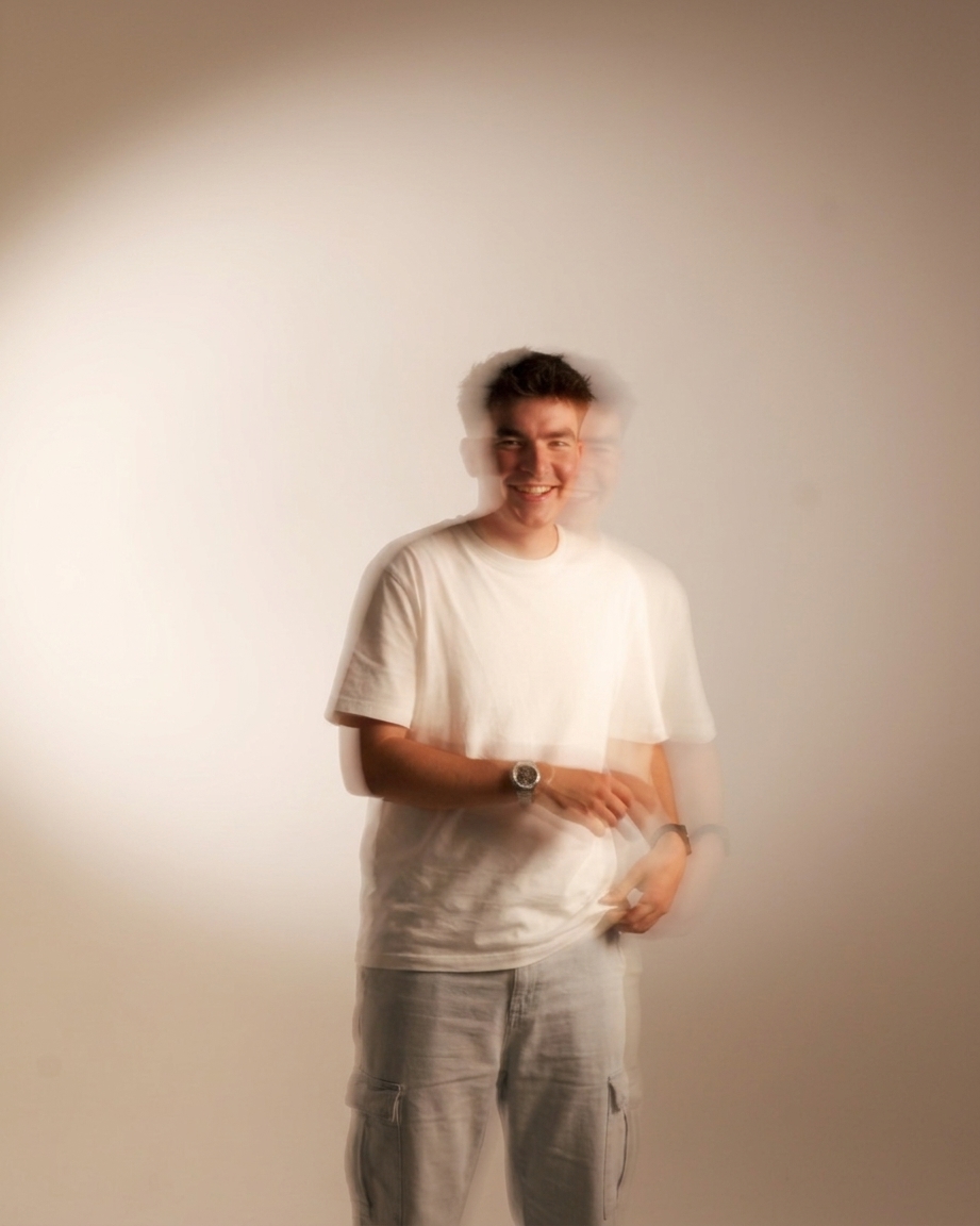 Timothy, sales bij A Fond Studios